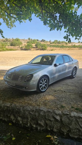 Mercedes-Benz E400 CDI DIÉSEL V8 260cv ITV RECIENT