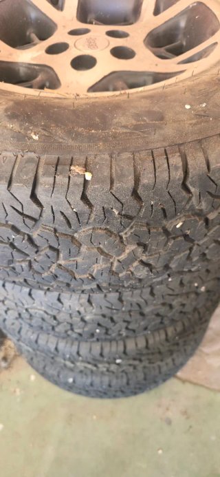 Neumáticos 255/70 R16 todoterreno