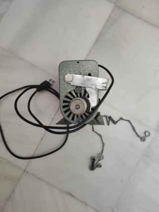Motor Máquina Coser 220V 5000 RPM