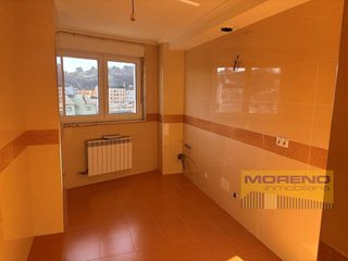 Piso en venta en Sarria