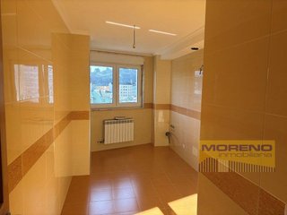 Piso en venta en Sarria