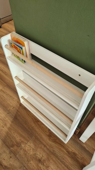 Estantería de pared para libros de madera