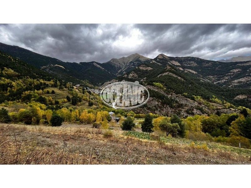 Land for sale in Pal, La Massana · 2 of 8
