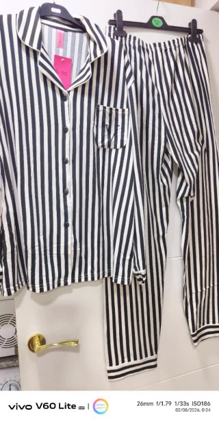 Pijama V  Tallas desde S hasta xxl  varios modelos