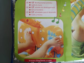 Manta de actividades para bebé