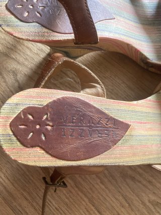 Sandalias de cuña marrones talla 37