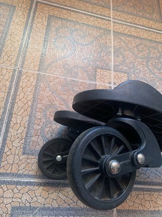 Plataforma auxiliar para carrito de bebé