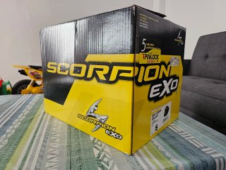 Casco Scorpion Negro y Verde