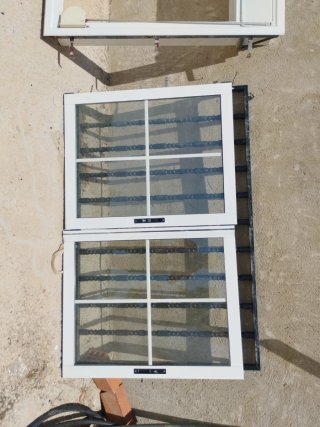 Ventanal de aluminio Climalit con Persianas y Reja