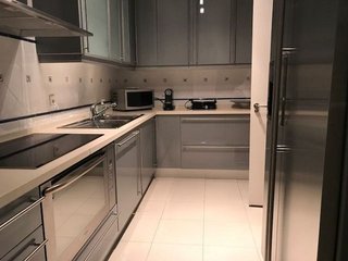 Piso en alquiler en La Carolina-Guadalpín en Marbella