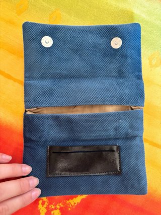 Porta tabacco etnico artigianale fatto a mano.