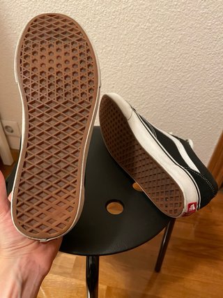Vans Old Skool Negras y Blancas