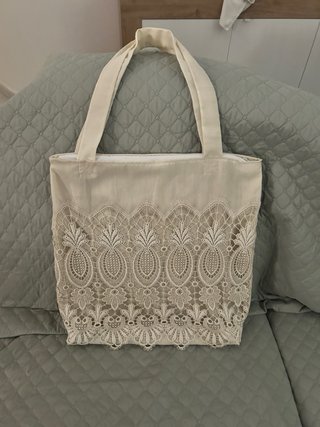 Borsa fatta a mano beige pizzo vintage