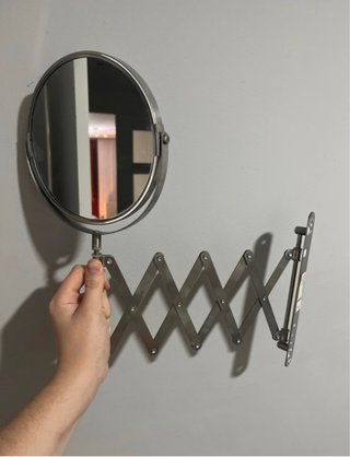 Espejo de pared extensible