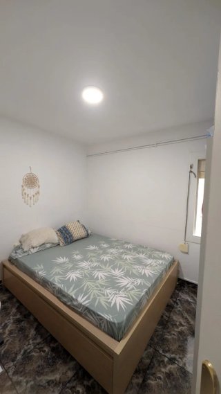 Alquilo habitación en Cornellá