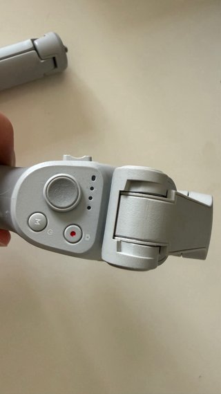 DJI OM 4 SE Estabilizador con trípode