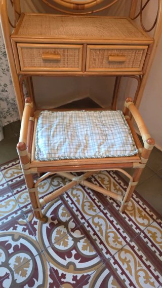 Dormitorio completo de mimbre