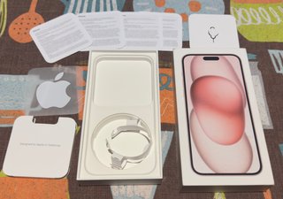 Caja Original iPhone 15 Plus Rosa
