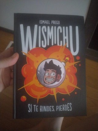 Rote de libros como nuevos