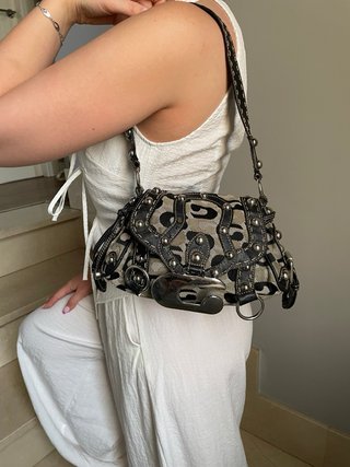 Bolso Guess Vintage Negro y Gris