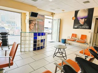 Local comercial en venta en Covadonga - Campuzano - Ciudad Vergel en Torrelavega