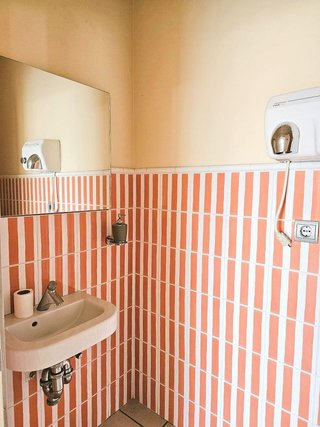 Local comercial en venta en Covadonga - Campuzano - Ciudad Vergel en Torrelavega