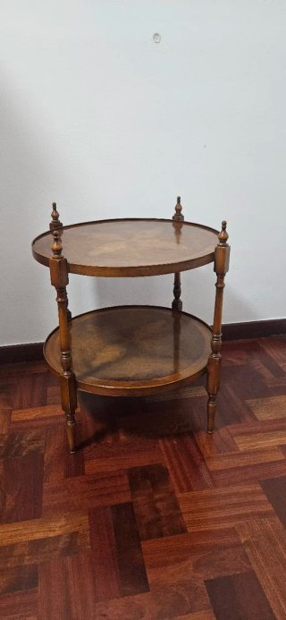 Mesa auxiliar vintage dos niveles