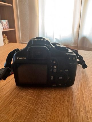 Fotocamera Canon EOS 1100D