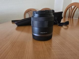 Fotocamera Canon R50 V nuova senza uso