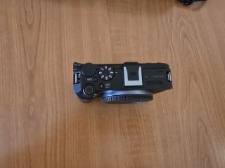 Fotocamera Canon R50 V nuova senza uso