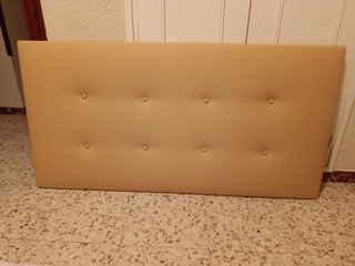 Cabecero tapizado beige