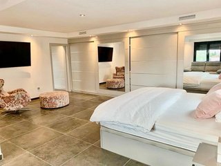 Chalet en alquiler en Los Naranjos - Las Brisas en Marbella