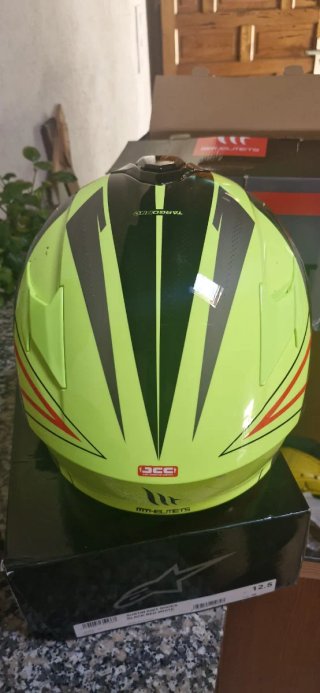 Casco de moto MT Helmets