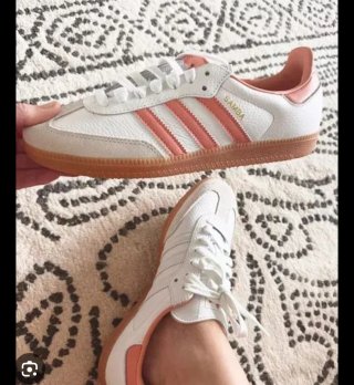 Adidas samba blanco y salmón