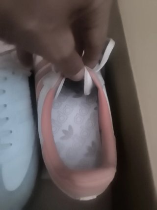 Adidas samba blanco y salmón