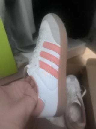 Adidas samba blanco y salmón