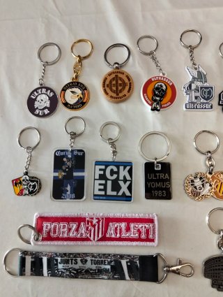 Llaveros de grupos ultras futbol España
