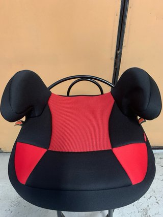 2 Asientos Elevadores niño coche como nuevos