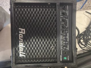 Kit Guitarra Eléctrica Negra + Amplificador+ Funda