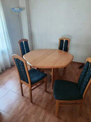 Mesa comedor extensible + 4 sillas