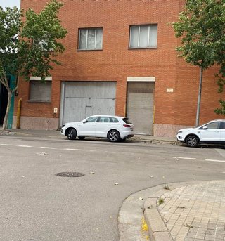 Nave industrial en alquiler en Centre en Sabadell