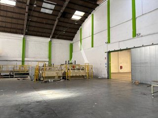 Nave industrial en alquiler en Almeda - El Corte Inglés en Cornellà de Llobregat