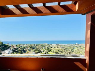 Ático en venta en El Rosario-Ricmar en Marbella