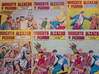 Lote 16 Cómics Roberto Alcázar y Pedrin