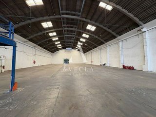 Nave industrial en alquiler en Almeda - El Corte Inglés en Cornellà de Llobregat