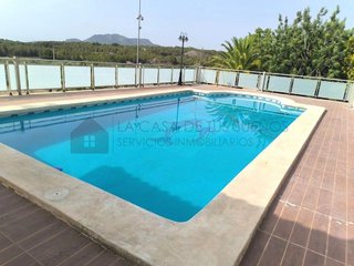 Chalet en alquiler en Sax