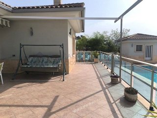 Chalet en alquiler en Sax