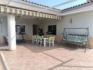 Chalet en alquiler en Sax