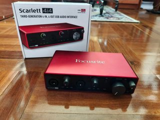 Focusrite Scarlett 4i4 3ª Gen Interfaz Audio