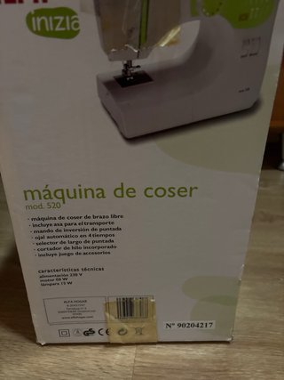 Máquina de coser Alfa Inizia mod. 520
